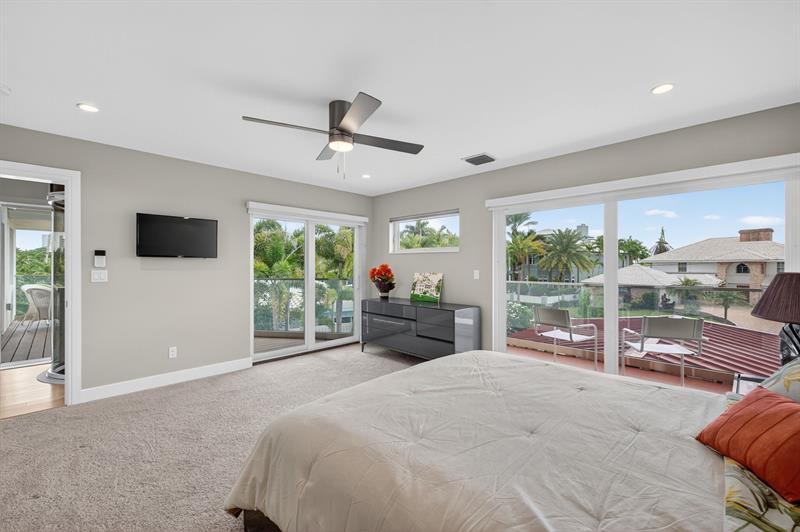Image 59 of 87 For 2024 Harbourview Drive