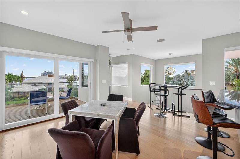 Image 72 of 87 For 2024 Harbourview Drive