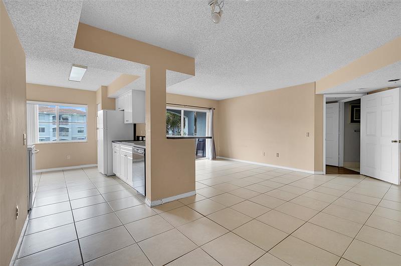 Image 11 of 42 For 9645 1st Ct  1-210