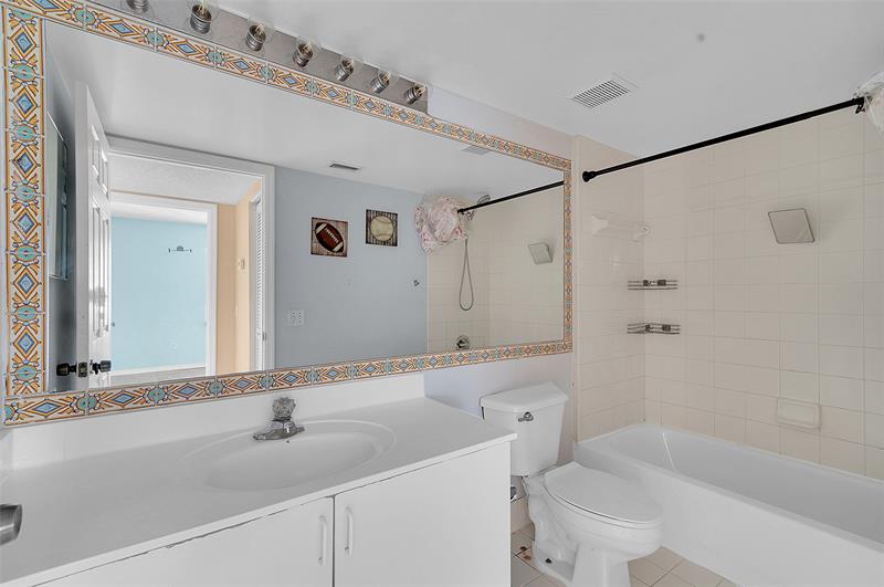 Image 24 of 42 For 9645 1st Ct  1-210