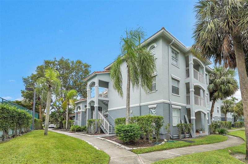 Image 3 of 42 For 9645 1st Ct  1-210