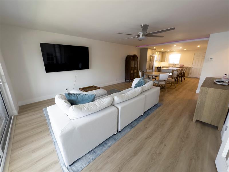 Image 6 of 14 For 2330 36th Street  11