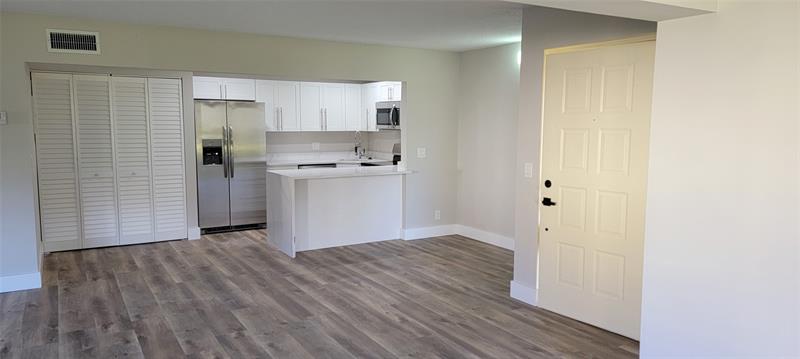 Image 8 of 16 For 4829 Sable Pine Cir  1c