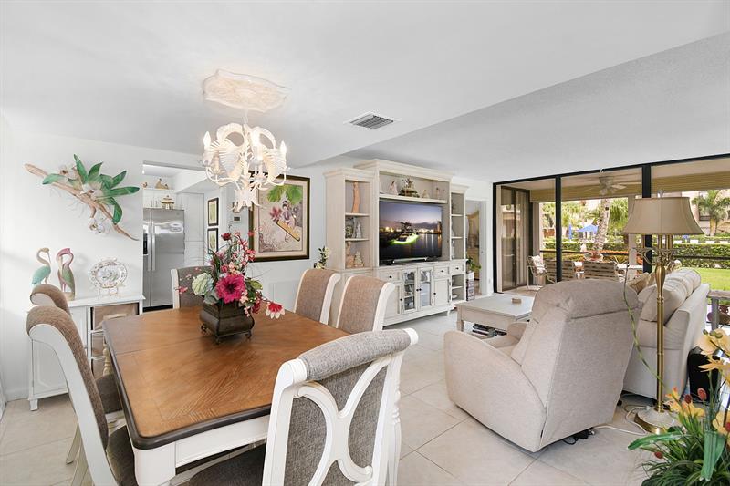 Image 3 of 20 For 3412 Causeway Blvd  103