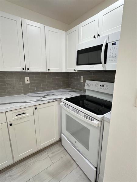 Image 7 of 20 For 4265 South Tamiami Canal Dr  1-104