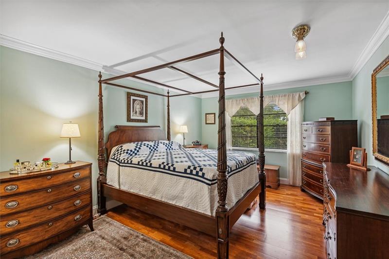 Image 14 of 34 For 8680 Eagle Run Dr