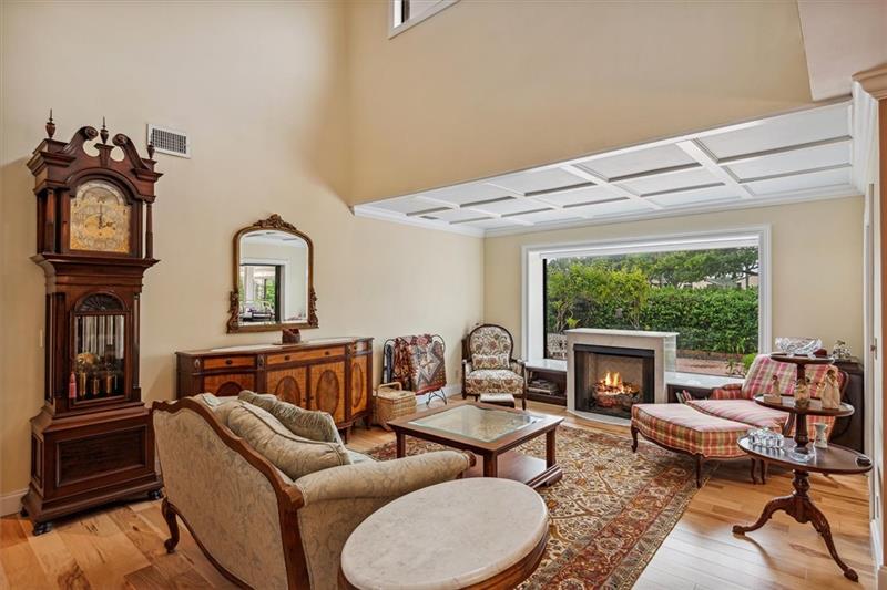 Image 5 of 34 For 8680 Eagle Run Dr