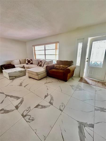 Image 6 of 9 For 5710 84 Terrace