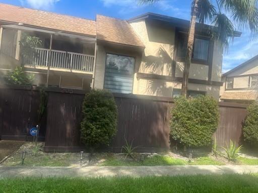 Image 2 of 12 For 2051 Bayberry Dr