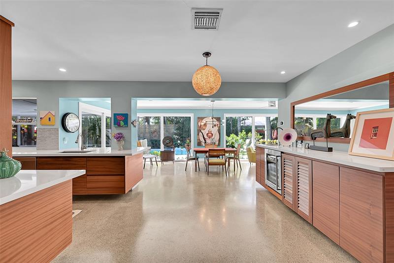 Image 17 of 55 For 1424 27th Street