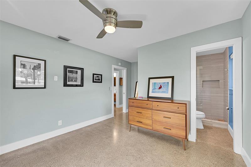 Image 31 of 55 For 1424 27th Street