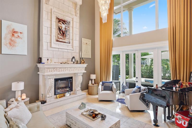 Image 15 of 95 For 4850 29th Ave