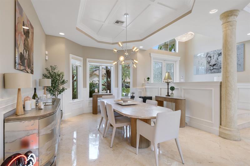 Image 18 of 95 For 4850 29th Ave