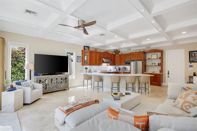 Image 28 of 95 For 4850 29th Ave