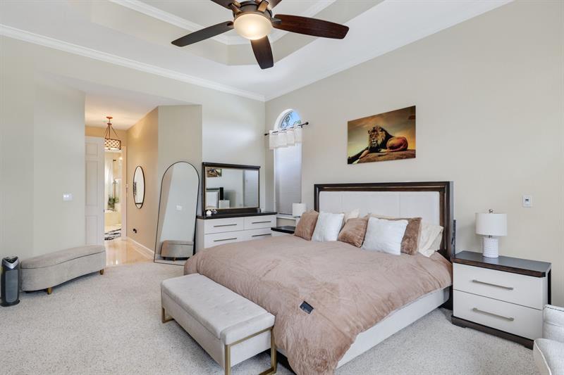 Image 32 of 95 For 4850 29th Ave