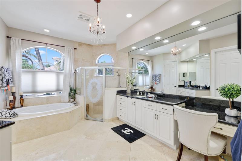 Image 33 of 95 For 4850 29th Ave