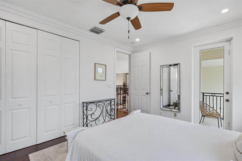 Image 38 of 95 For 4850 29th Ave