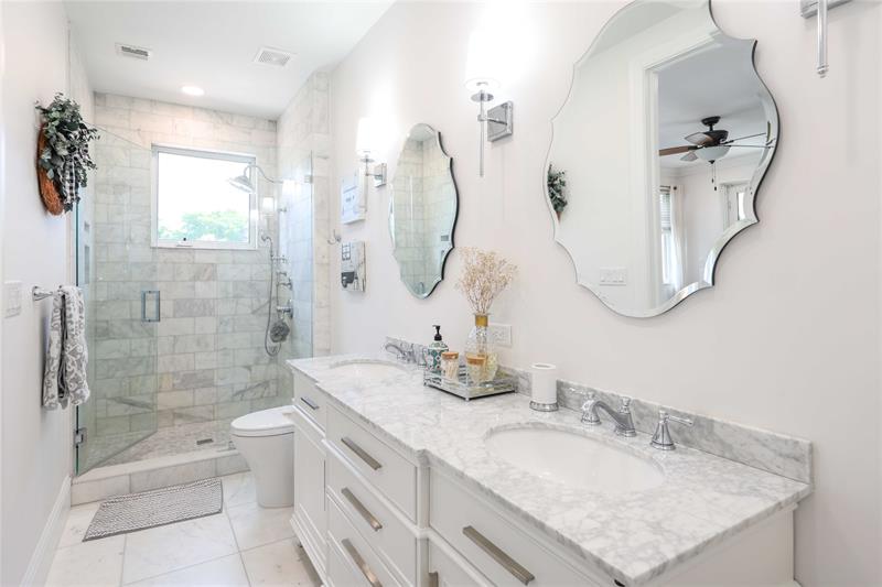 Image 39 of 95 For 4850 29th Ave