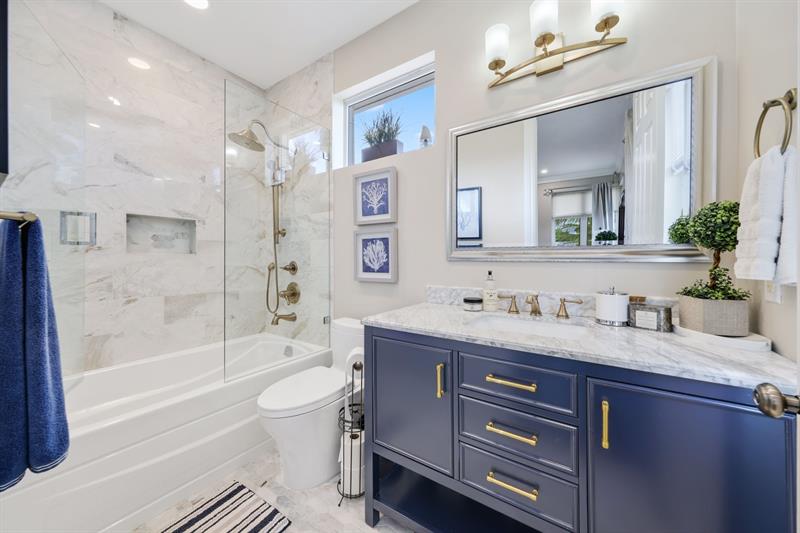 Image 53 of 95 For 4850 29th Ave