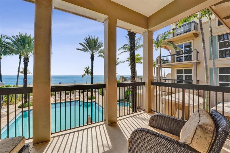 Image 41 of 70 For 4445 El Mar Dr  2314