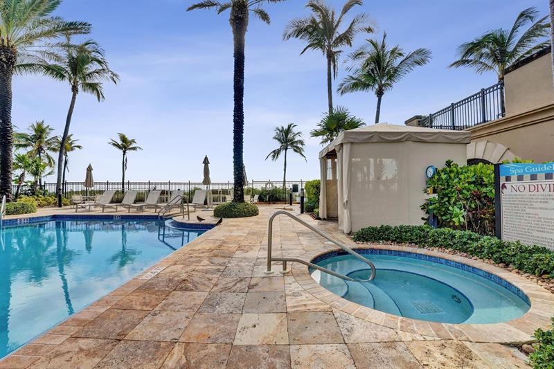 Image 43 of 70 For 4445 El Mar Dr  2314