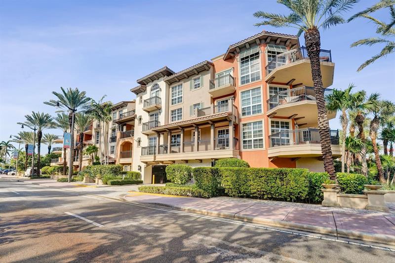 Image 5 of 70 For 4445 El Mar Dr  2314