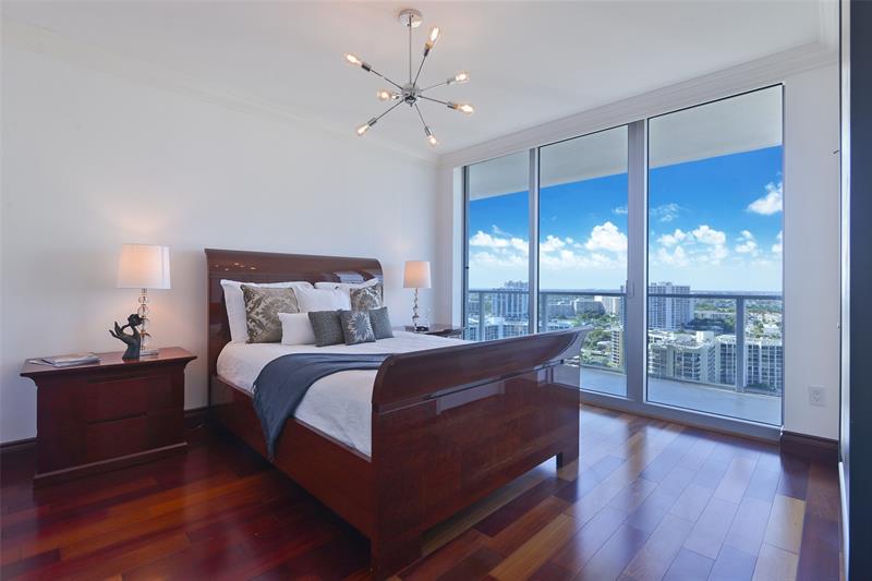 Image 11 of 37 For 3101 Ocean Dr  2201
