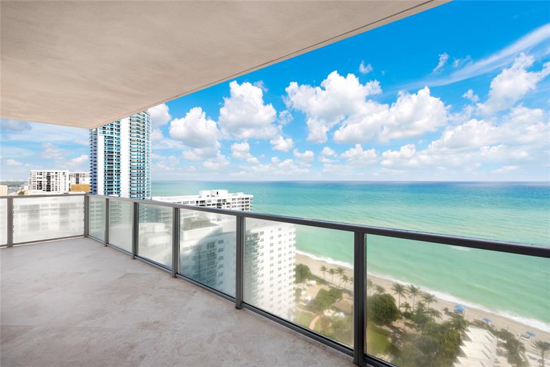 Image 27 of 37 For 3101 Ocean Dr  2201