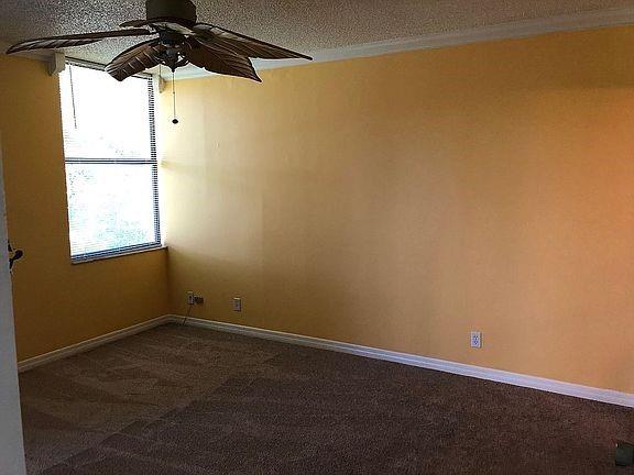 Image 14 of 32 For 8433 Forest Hills Dr  307