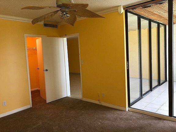 Image 15 of 32 For 8433 Forest Hills Dr  307
