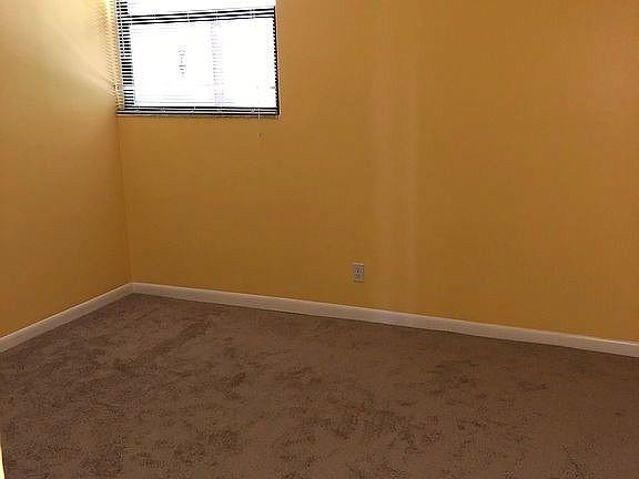 Image 30 of 32 For 8433 Forest Hills Dr  307