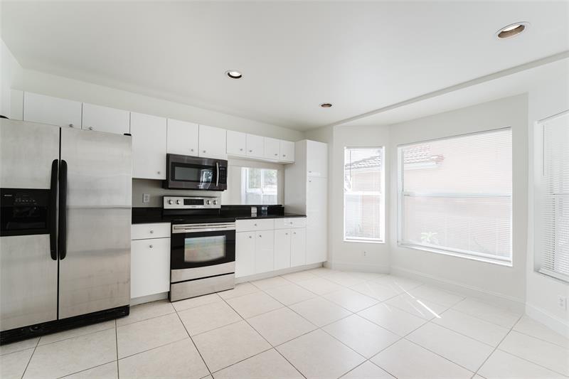 Image 12 of 42 For 10646 Lake Oak Way