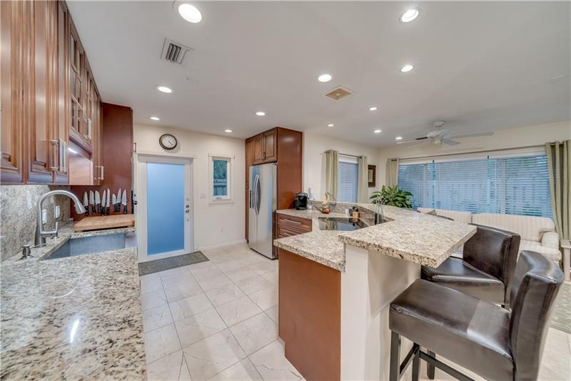 Image 7 of 28 For 1728 16th Ave