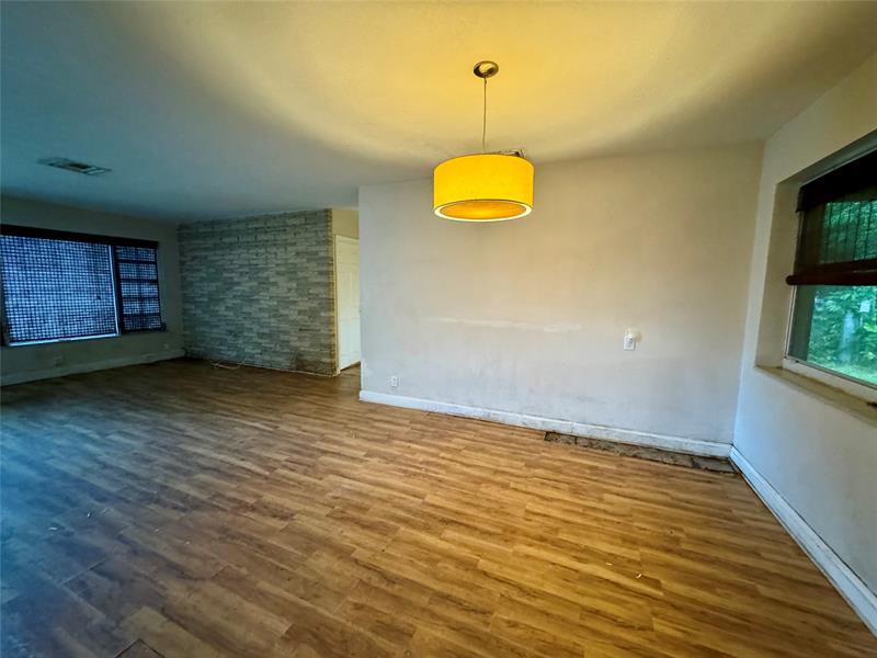 Image 6 of 7 For 1212 26th Ave