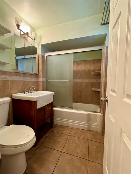 Image 7 of 7 For 1212 26th Ave