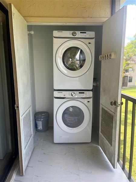 Image 24 of 28 For 6796 Palmetto Cir  202