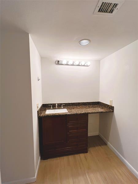 Image 10 of 33 For 3304 Aruba Way  L-4