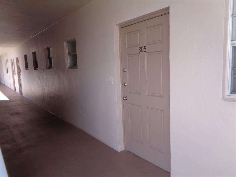 Image 6 of 12 For 8101 24th Ct  305