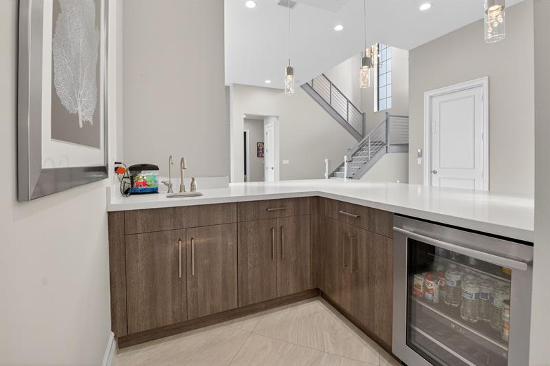 Image 13 of 80 For 9294 Biaggio Rd