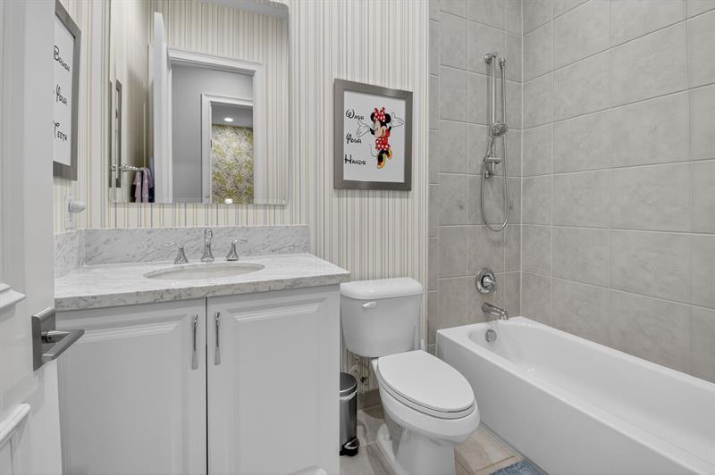 Image 55 of 80 For 9294 Biaggio Rd