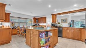 Image 5 of 20 For 781 49th Ter