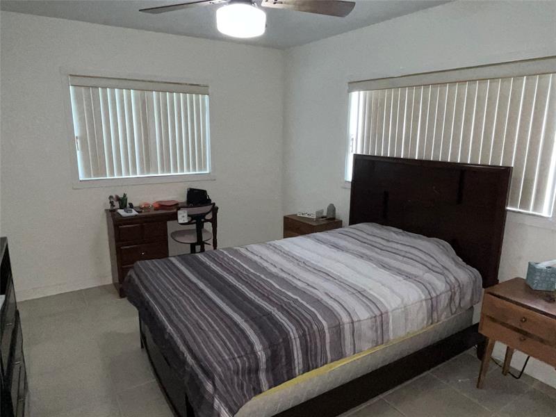 Image 9 of 20 For 781 49th Ter