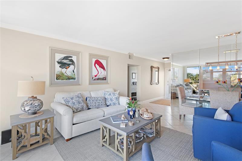 Image 5 of 30 For 180 Isle Of Venice Dr  432