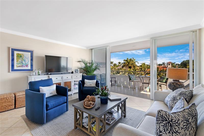 Image 6 of 30 For 180 Isle Of Venice Dr  432