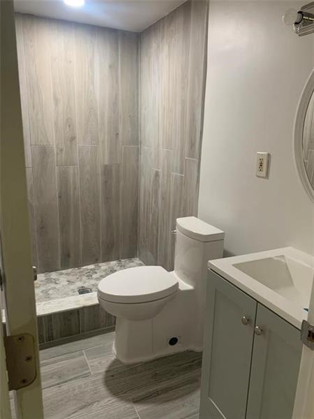 Image 3 of 15 For 4761 2nd Ave  307
