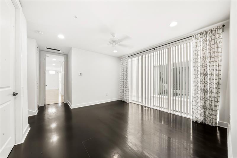 Image 18 of 52 For 61 Isle Of Venice Dr