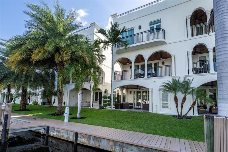 Image 47 of 52 For 61 Isle Of Venice Dr