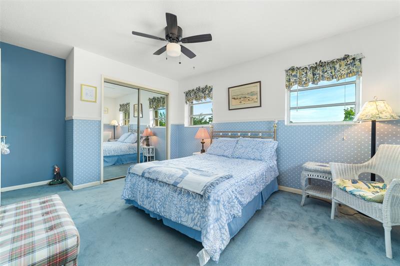 Image 17 of 32 For 8939 27th St