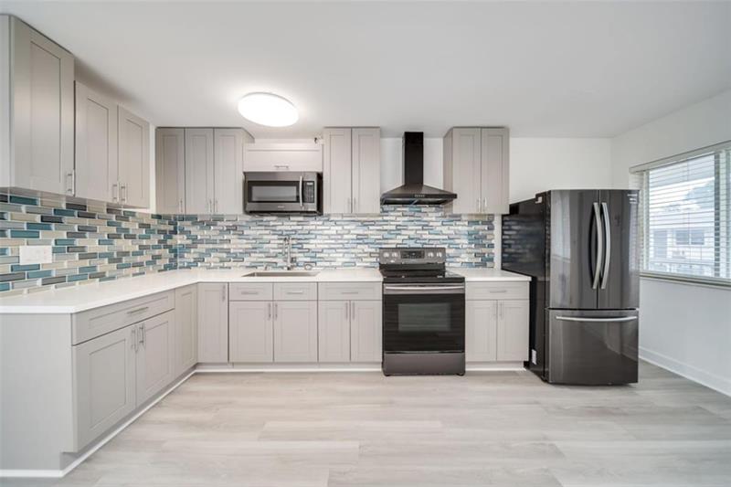 Image 3 of 14 For 1814 Oakland Park Blvd  58