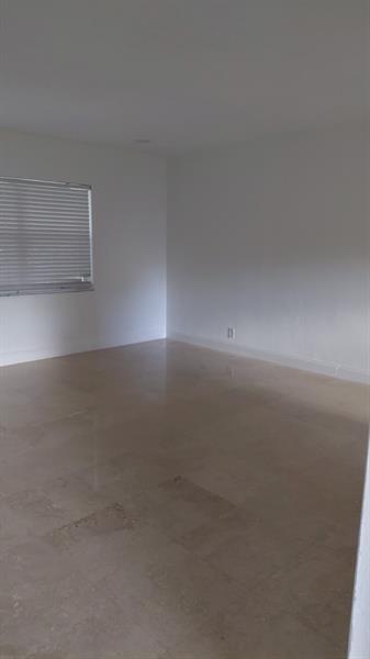 Image 5 of 7 For 1429 9th St  9